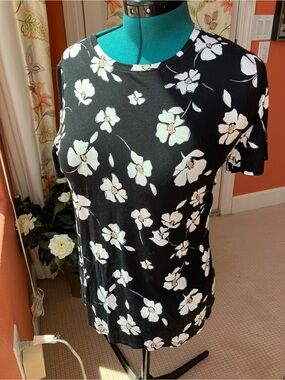 Alfani Black Short Sleeve Tee with White Floral Motif OX